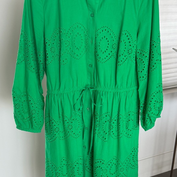Talbots EYELET PUFF SLEEVE POPLIN SHIRTDRESS - Size 6 - Picture 2 of 4